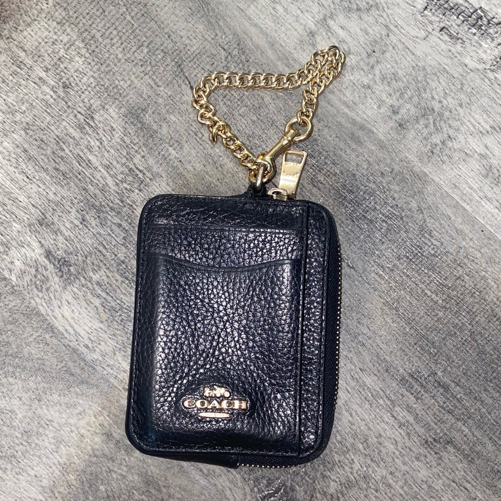 coach small wristlet